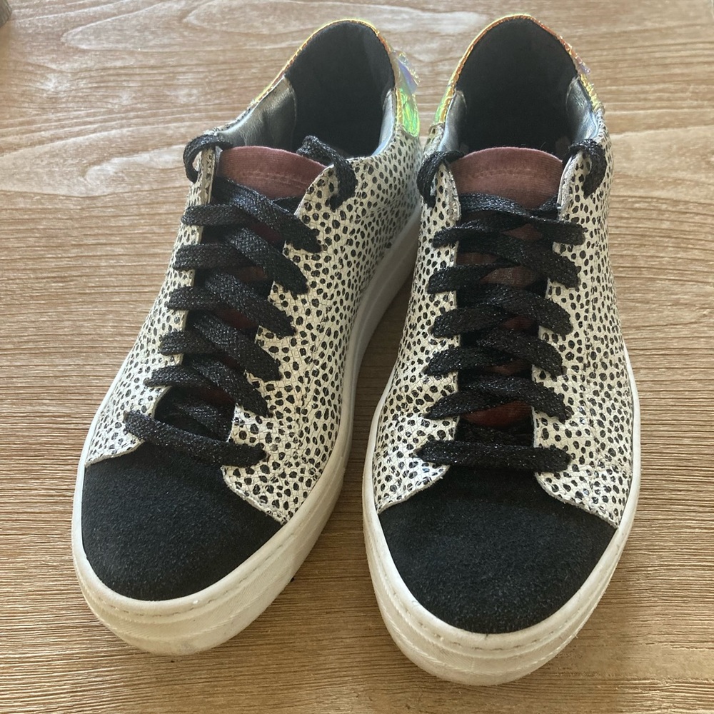 P448 Sneakers
